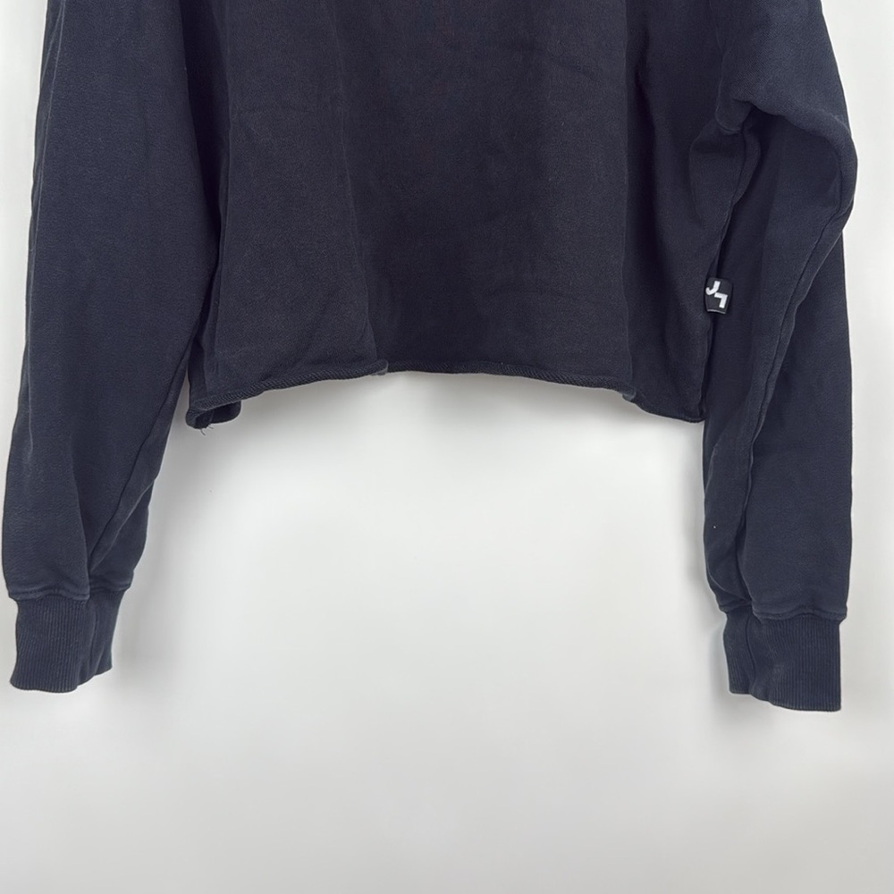 JoyLab Cropped Distressed Crew Neck Black Sweatshirt Size Medium - Picture 3 of 8